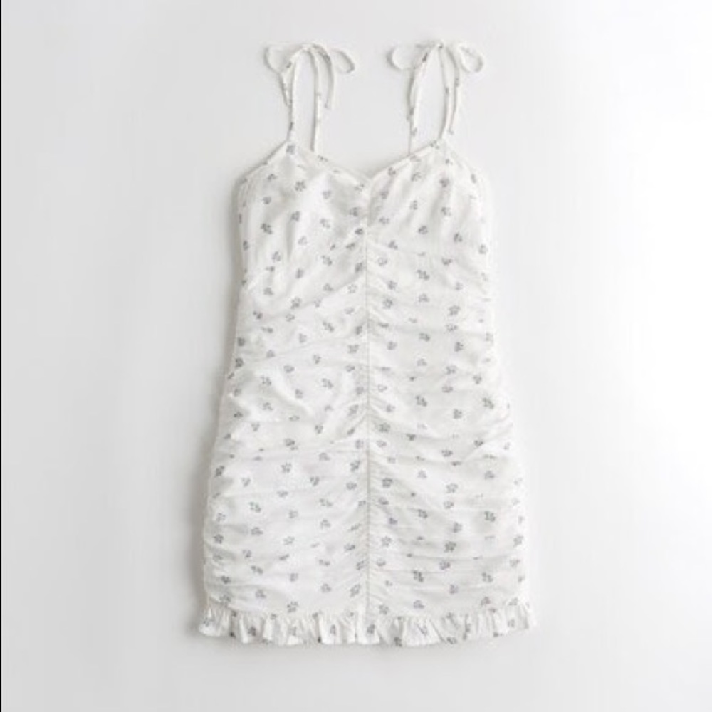 Floral ruched Hollister dress, brand new with tags!